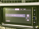 HDDやUSB、Bluetooth、テレビなどの音源を画面から選べる構成です。接続状況も表示されるため、利用する音源を確認しながら使い分けでき、普段の移動にも役立ちます。