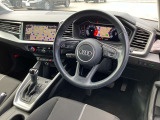 A1スポーツバック 25 TFSI アドバンスド