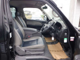 清潔で広々した座席です!是非、現車を見て体感してみてください。