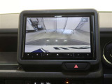 バックカメラが付いているので後方確認が非常にしやすいです。今や運転初心者も熟練者も必須装備!ついていて損はないですね♪