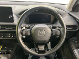 【ホンダセンシング】走行中に前方の車両等を認識し、衝突しそうな時は警報とブレーキで衝突回避と被害軽減をアシスト。より安全にドライブをお楽しみいただけます。