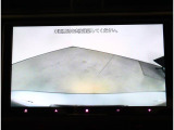 後方確認に便利なバックカメラ装備!!狭い駐車場や後方が確認しづらい場所に駐車するときや、車を切り返す時に安心の装備です!!