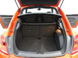 コンパクトな車体でも荷物スペースはシッカリ確保。使い勝手も良好です!