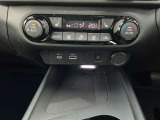 フルオートエアコン 温度設定をすれば自宅のエアコンのように車内の温度をコントロール