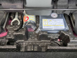 タイヤ応急修理キット&車載工具がラゲッジルームに格納されているので、万が一パンクした時も応急処置ができて安心です。