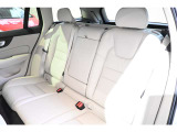 詳細お問い合わせは、VOLVO CAR 姫路まで。079-292-5481