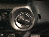 2WDと4WDの切り替えレバーです。