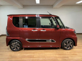 ご納車までに、弊社サービススタッフによる車検整備を行い、バッテリー、エンジンオイル、オイルエレメント、ワイパーゴムを交換し、ブレーキを分解、摩耗等を確認、必要であれば交換、安心してお乗りいただけます!