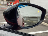 BSM(隣車線上の側・後方からの車両接近を通知)で安全運転をサポート!
