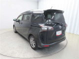 展示車はお客様のお住いの近くのネッツトヨタ石川のお店まで移動も可能です。最寄りの店舗までお気軽にご相談ください。