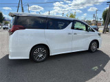 弊社では店頭でお車をご確認の上、近隣県にお住まいの方にのみの販売に限らせて頂きます。お電話頂いた上でのご来店お待ちしております。[営業時間]09:30〜18:00[定休日]毎週月曜日 火曜日不定休