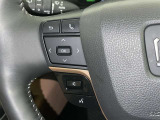 ステアリングスイッチ装備!運転しながら手元でオーディオの操作などができます。