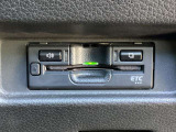 ETCももちろん搭載。いちいち料金所で停車する必要なんて当然ないです。スムーズにストレスなくドライブをお楽しみください。(※支払総額にセットアップ費用は含まれておりません。)
