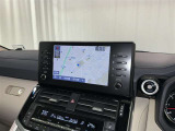 ナビゲーション付です。 ナビがあると便利、ラクラク何処でもいけます。 ナビが有るのと無いのとでは大きな違いですね。