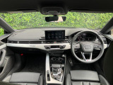 Audiのインテリアはエクステリア同様、優れたデザイン性とクオリティ、そして機能性を兼ね備えております。