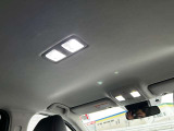 純正のLED室内灯です