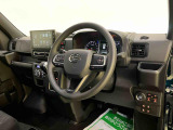 付属品(取扱説明書・記録簿・スペアキー等)の有無は車両ごとに異なります。お気軽にお問い合わせください。