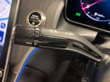 ステアリングシフトが装備されております。ステアリングから手を離さずにシフトチェンジができます。マニュアルモードをご選択頂くことにより、よりアグレッシブな走行が可能となります