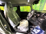 運転席シート廻りは使用感も少なく、良好な状態となっています。丁寧に使われていたことがよくわかりますね。