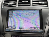 『1台』のお車に対して、3名体制で日々議論を重ね仕入れを行っております。