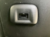 USBソケット付き★後席でもスマートフォンなどの充電が出来ます!