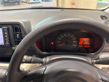 このハンドルを握った時に、車を所有している優越感を味わえますね