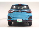 明るく視認性の良いLED式テール&ハイマウントストップランプ採用で、後続車に対して自車の存在をアピールすることて安全性を高めます!