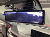 社外品のデジタルインナーミラーを装備しております。