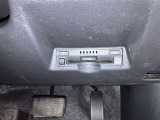 ETC付きです。高速道路料金所での小銭の出し入れや雨天時における窓の開け閉めなどの煩わしさが解消できます。料金所の通過もスムーズで快適ですよ。