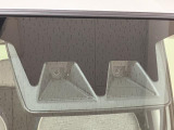 安心装備のスマートアシスト付きです☆ フロントガラス上部のステレオ式カメラで安全運転をサポートしてくれます☆