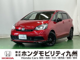 運転席に座った瞬間、広い開放感に包まれます。フロントピラー(フロントガラス両脇の柱)を極限まで細くしたことで、右左折時の死角がほとんどありません。運転が苦手な方でも安心してハンドルを握れます