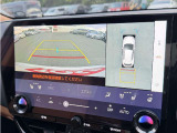 【パノラミックビューモニター】装備で空の上から見下ろすような視点で駐車が可能です☆前後左右の状況を把握出来るので安心感が違いますね(^^♪