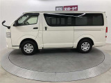 トヨタ自慢の&ldquo;まるまるクリン&rdquo;を施工済!ボディーはもちろん、タイヤ・ホイールまで、ピッカピカ☆♪比べてください、自信があります!)