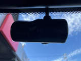 ドライブレコーダーは運転時はもちろんのこと、駐車場内でエンジンを切っている時でも当たった振動を元に電源が自動で入るので当て逃げ防止にもなります。