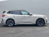 ★BMWエマージェンシーサービス:24時間、様々なトラブルの応急処置のアドバイス、出張修理やレッカー手配、お客様の交通手段やホテルの確保、そして場合によってはその費用までをも負担するというサービスです。