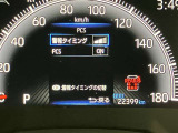 視認性の良いメ-タ-を採用しており、快適なドライブをサポ-トします♪