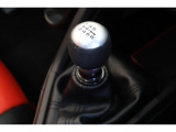 6速MTのお車です♪直感的な操作を楽しむことができます!