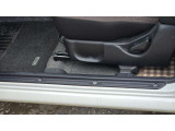 写真を見て気になった方、お気軽にお電話ください!TEL:0078-6003-001456(携帯:080-9426-0071)当店の他の在庫も、是非ご確認ください!https://www.carsensor.net/shop/niigata/324470001/stocklist/