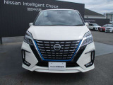 セレナ 1.2 e-POWER ハイウェイスターV 