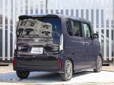 お支払いはホンダクレジットをご利用ください。運転免許所をご持参いただければ審査が可能です。また月々のお支払金額を抑えられるなど、メリットがいっぱいの据え置きクレジットもご用意しております。