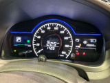 メーター内のカラーディスプレイには運転をサポートするさまざまな情報を表示!瞬間燃費などが表示できます。