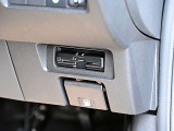 ビルトイン型ETCユニット装備で高速道路等利用時 便利です。
