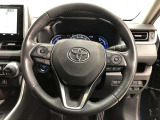 ハンドルは車を運転する上で、ずっと握っている重要なパーツです。手にフィットする物がいいですよね♪
