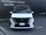 ダイナミックで力強い走りを想起させる印象的なデザインのフロントフェイス