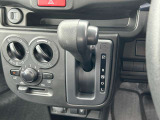 納車前に当社のサービスマンが点検整備を実施致します♪
