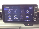 ドライブの必需品。見やすい・使いやすいHonda純正のメモリーナビを搭載しています。