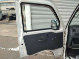 欲しい車、見つけます!豊富に取り揃えた展示車を気軽にご試乗いただけます。