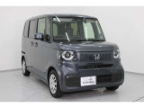 Honda SENSING搭載!ミリ波レーダー単眼カメラで、クルマの前方の状況を認識。ブレーキやステアリングの制御技術と強調し、安全・快適な運転や事故回避を支援する先進のシステムです。
