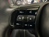 ステアリングリモコンは、運転中でも簡単に音量調整やチャンネル変更もできます!わき見運転防止にもつながるので安心です♪