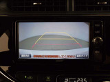 バックガイドモニターで、後方を確認しながら安心して駐車することができます。運転初心者も熟練者も必須の機能ですよ!